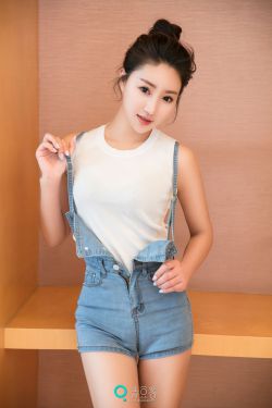 女儿吃父亲的棒棒糖的说说